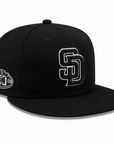 New Era 59FIFTY San Diego Padres Blackout Fitted Hat