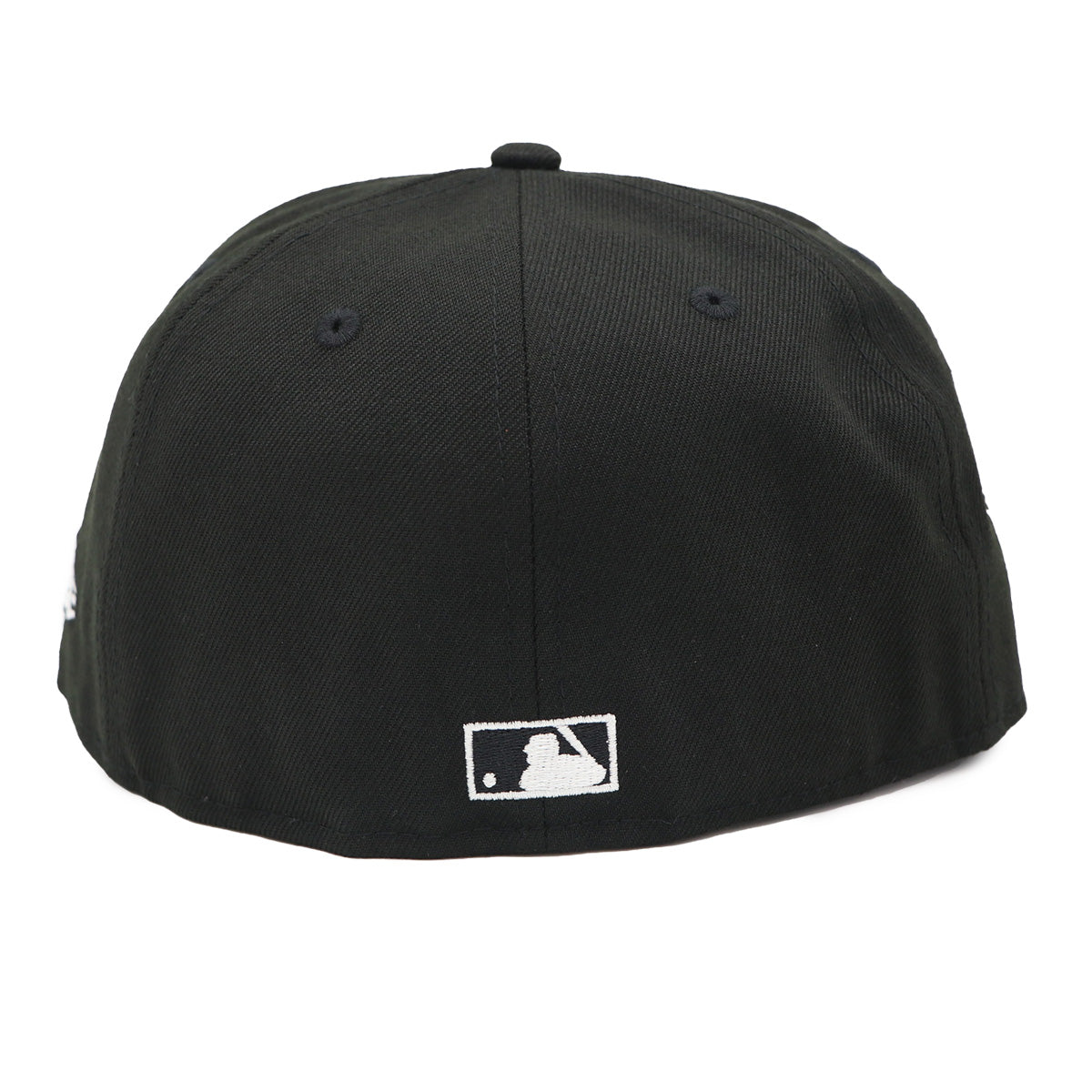 NewEra 59Fifty San Diego Padres Vintage Logo Black and White NewEra 59Fifty San Diego Padres Vintage Logo Black and White