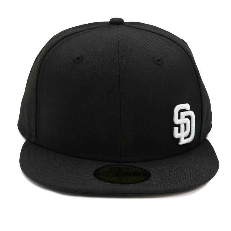 NewEra 59Fifty San Diego Padres Small Logo Black Fitted Hat