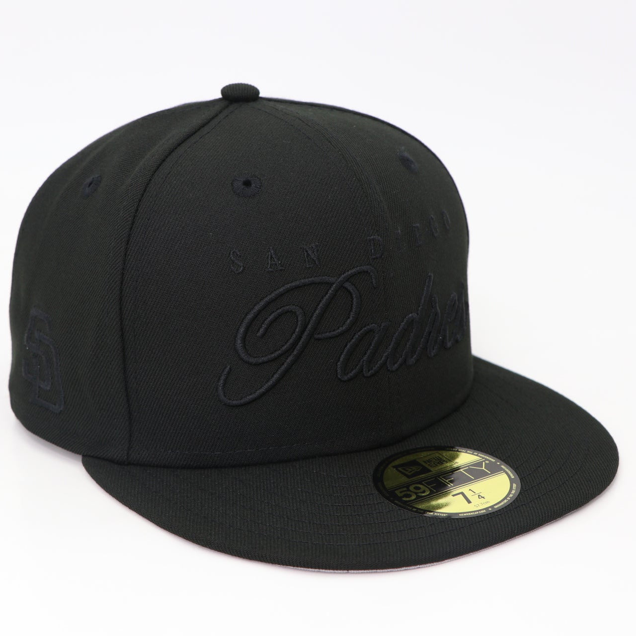 New Era San Diego Padres 59FIFTY fitted hat with a clean, all-black tonal design