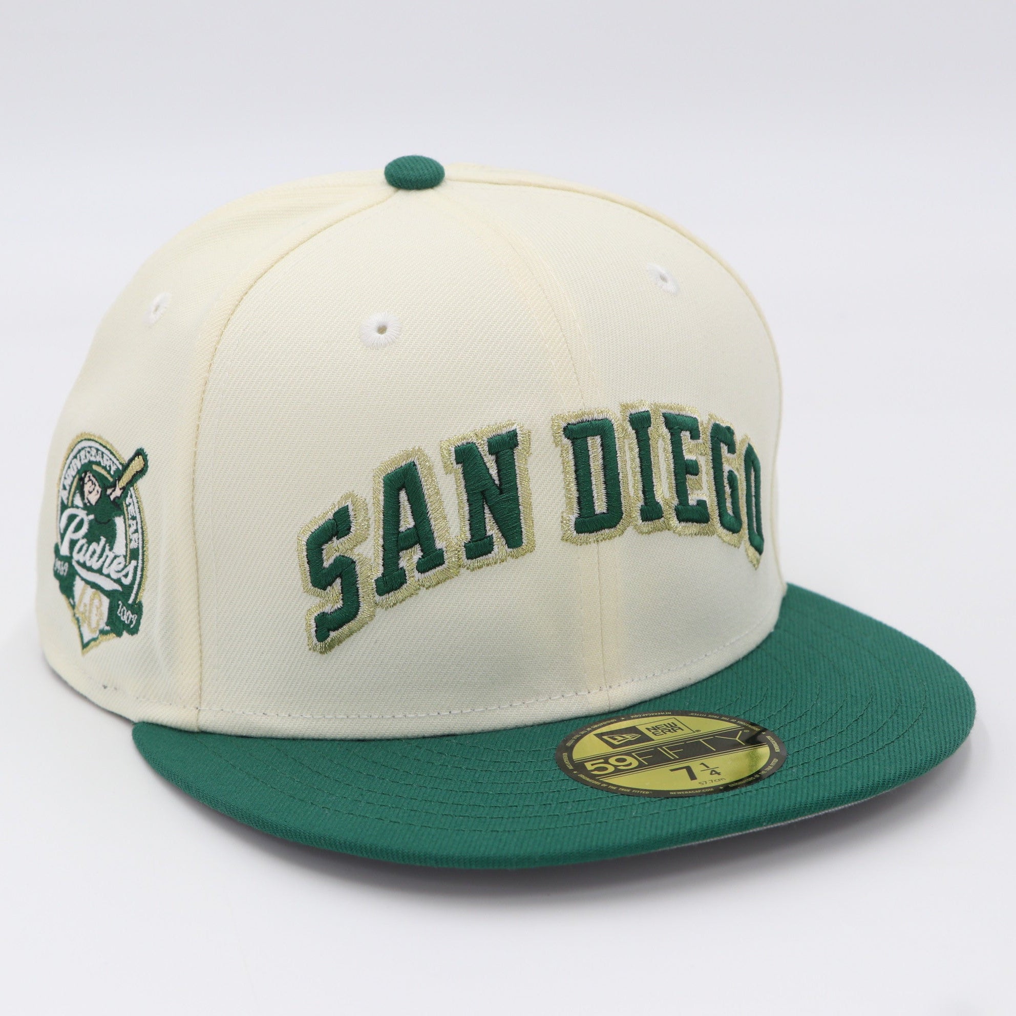 Baseball cap with 'San Diego' and team logo on a white background